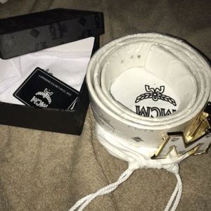 MCM Belt white